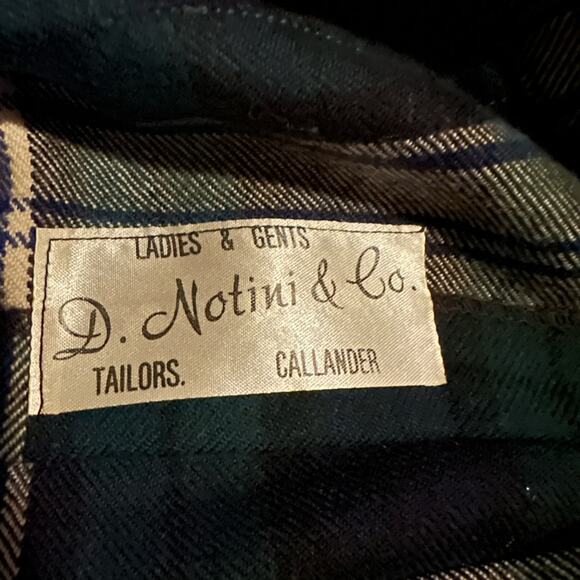 CLOSET CLEAR OUT!  Vintage Plaid Wrap Kilt - Picture 5 of 5